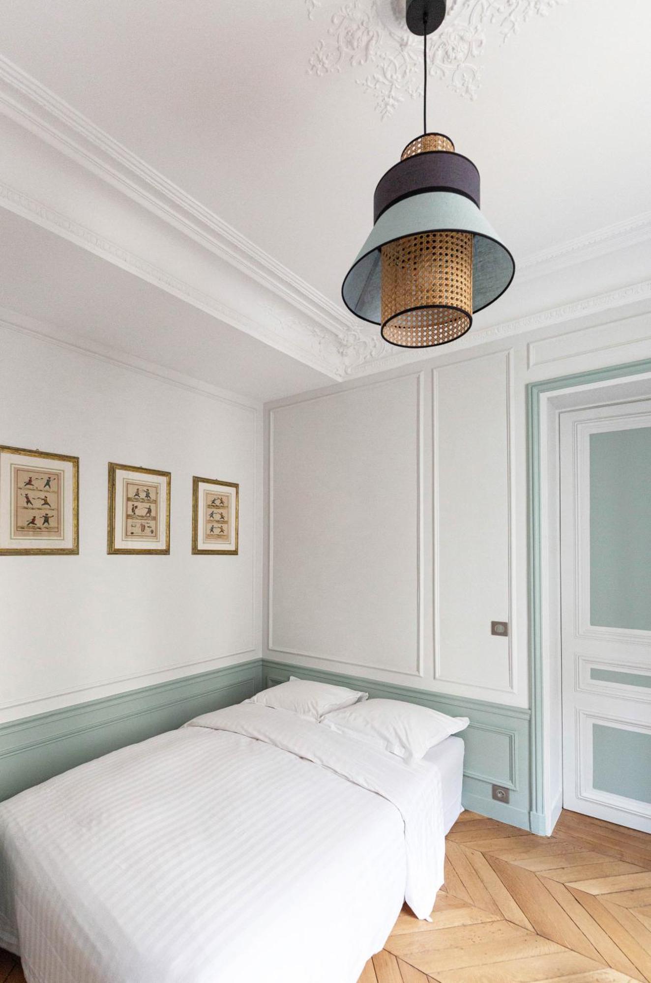 Veeve - Classical Features In The 9th Appartement Parijs